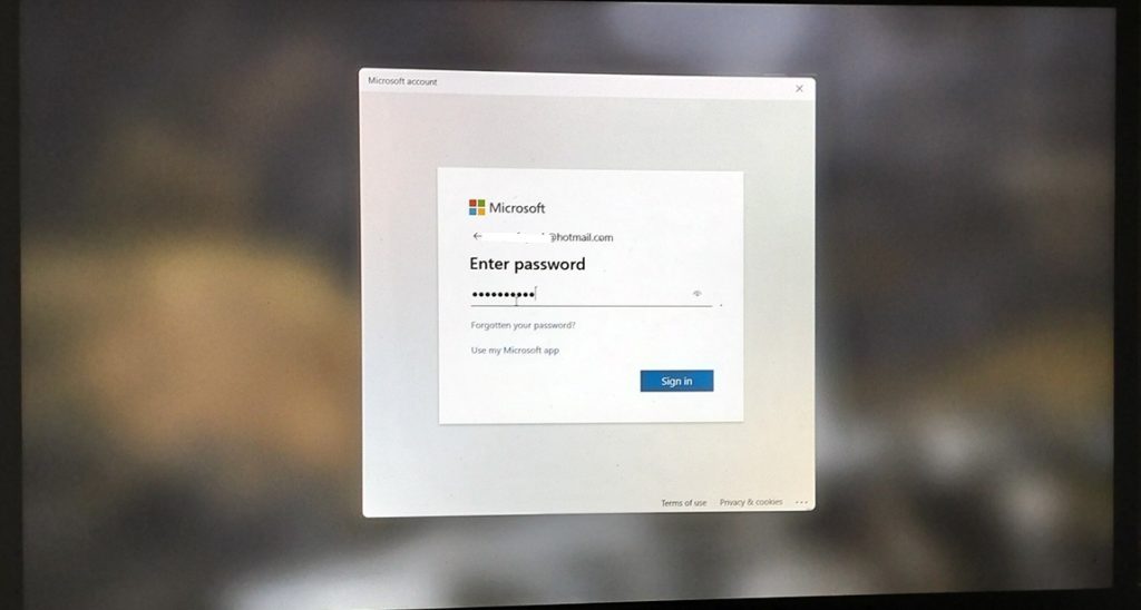 استعادة رمز دخول ويندوز بالايميل