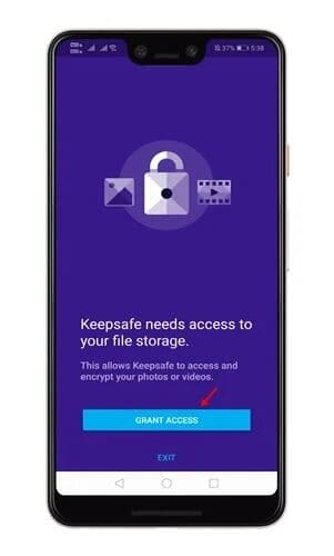اذن الوصول في KeepSafe لحماية الصور بكلمة سر