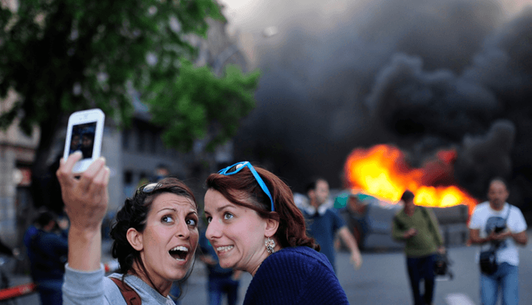 اخطر صور سيلفي لا تفعلها