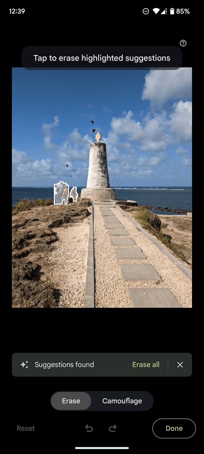 حذف اشخاص من صور Google Magic Eraser