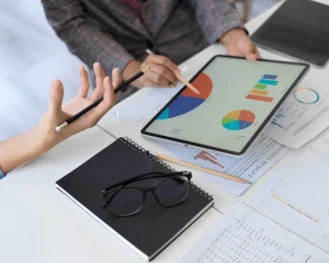 المشاريع المسبقة ونماذج أعمال